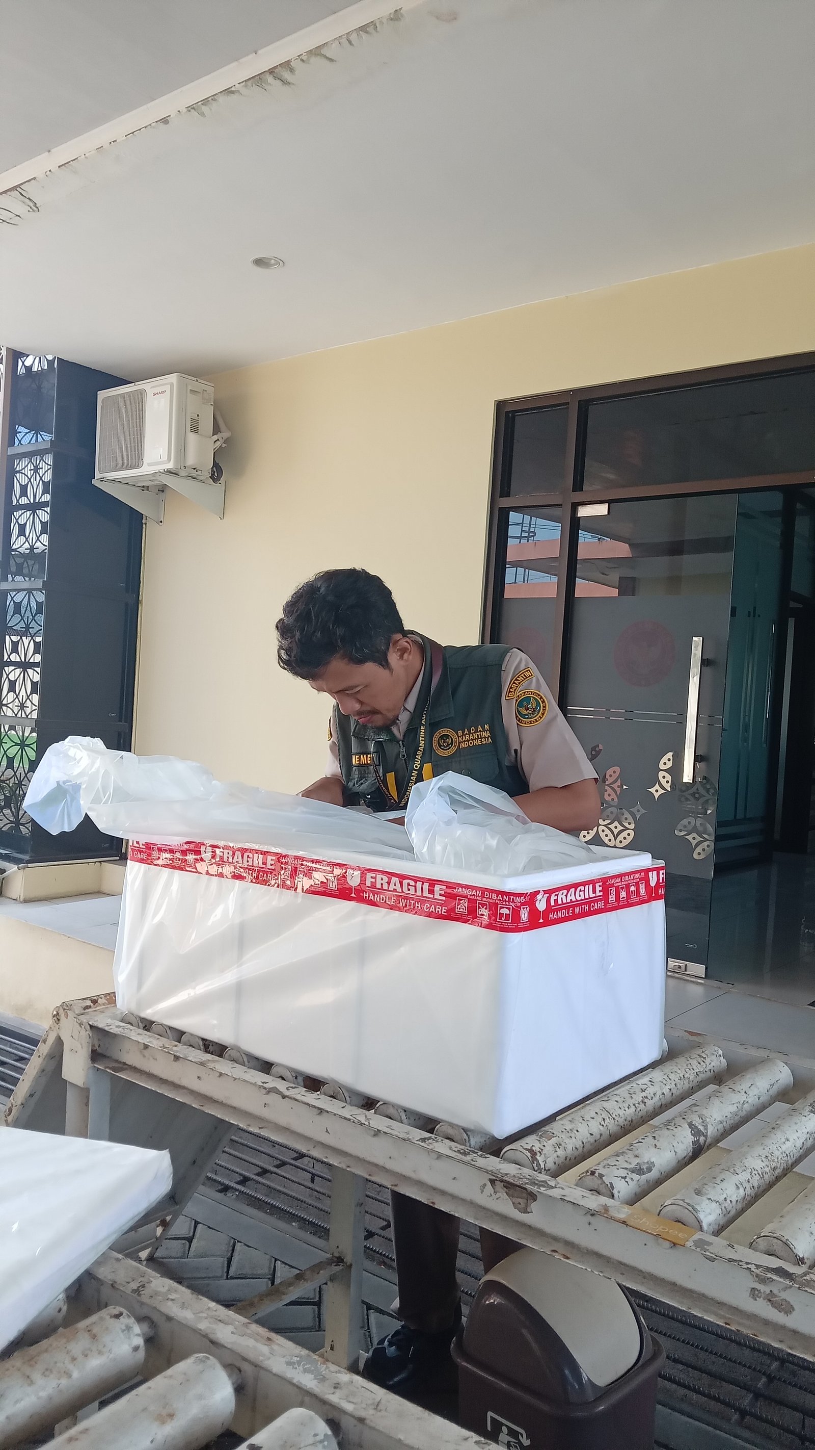 Pengiriman ke balikpapan