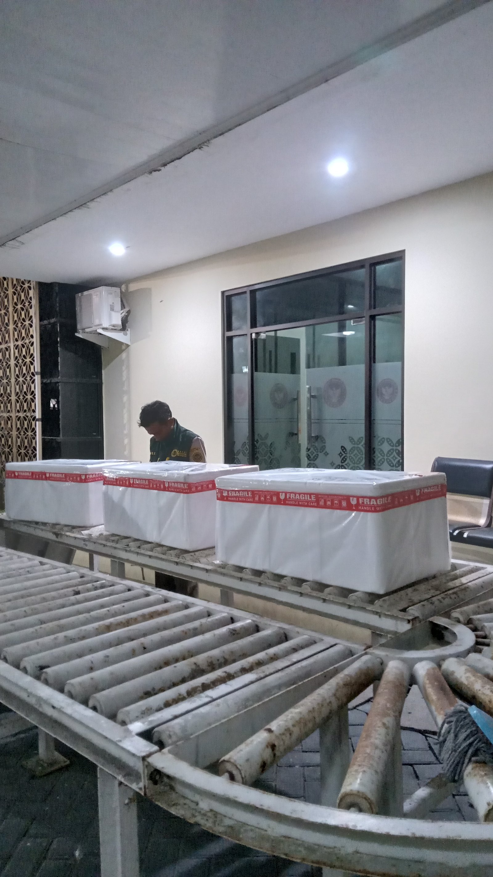 Pengiriman ke kalimantan timur